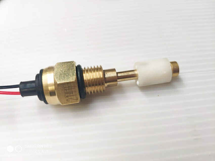 Suitable for Yutong bus parts  – Water Alarm Sensor Bewertung und Preis